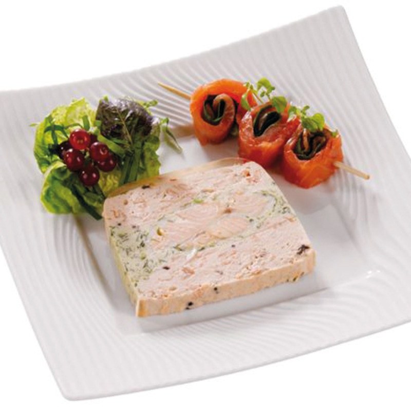 TERRINE DE FILET DE SAUMON À L'OSEILLE PAIN